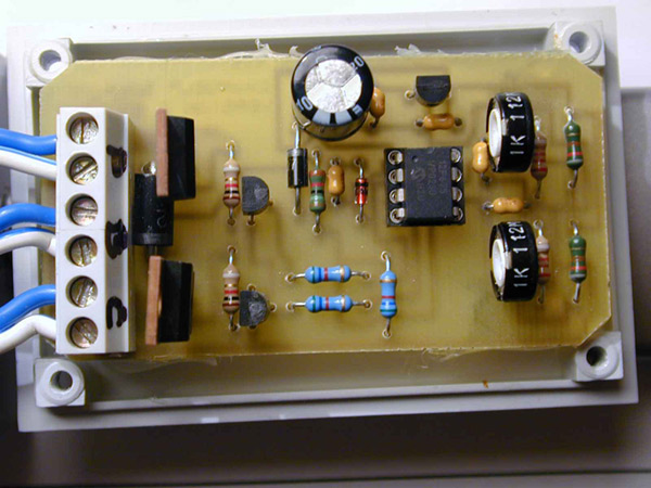 太阳能电池板控制器