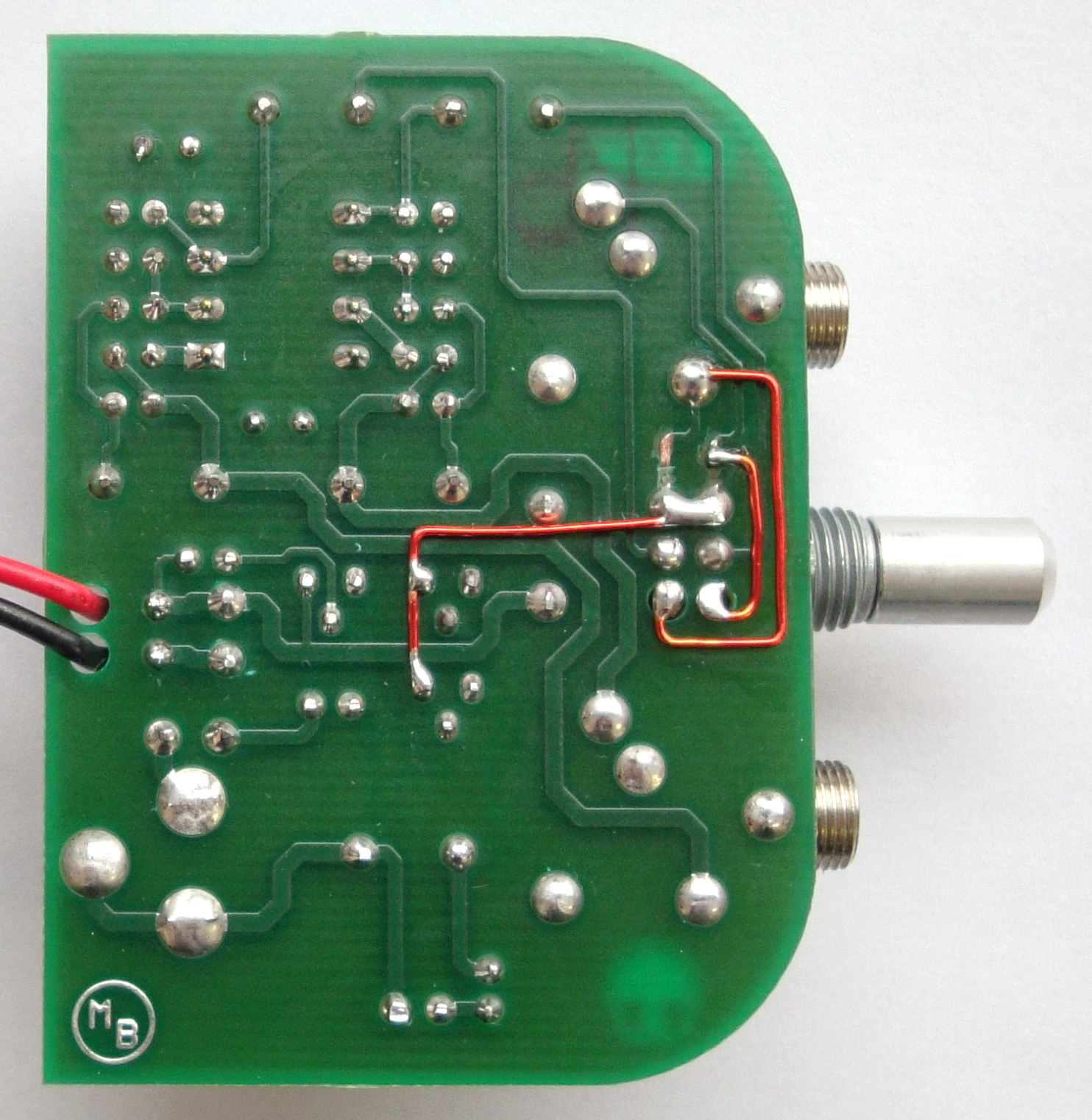 High-fidelity headphone amplifier High-fidelity headphone amplifier