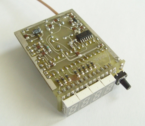 PIC频率计与电压表