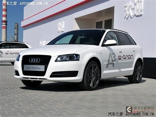 Autohome Audi (Import) Audi e-tron 2010 hatchback basic model