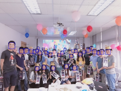 E:\project\face\人脸识别任务\微信文章\face_detect.jpg?imageView2/2/w/550