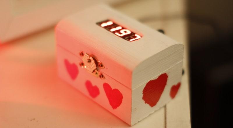 Valentine19021402.jpg?imageView2/2/w/550