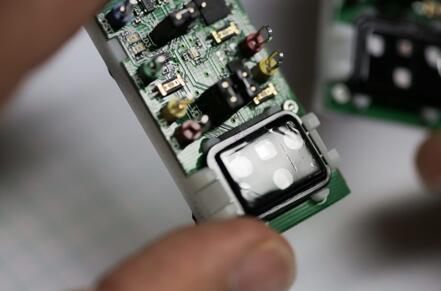 非侵入式传感器会成为医疗保健的未来？