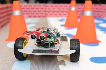 超低功率混合芯片助力小型机器人车辆感知及机器学习能力