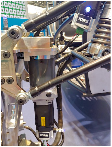 blob.png?imageView2/2/w/550