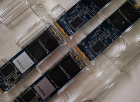 紫光SSD或将是目前存储速度最快的固态硬盘