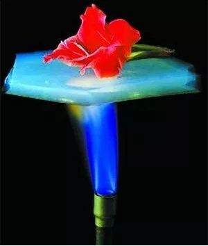 世界上最轻固体,可大幅提高锂电放电性能 世界上最轻固体,可大幅提高锂电放电性能