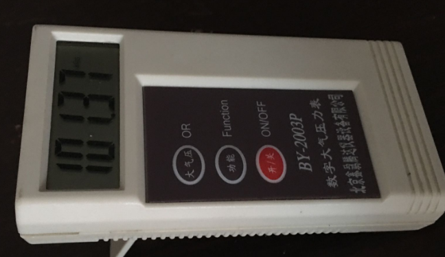 数字大气压力表的特点及用法