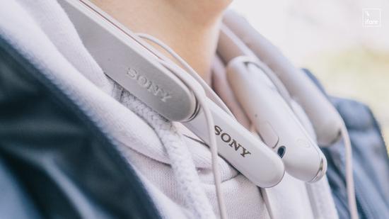 ▲ 内侧 WI-1000XM2，外侧 WI-1000X