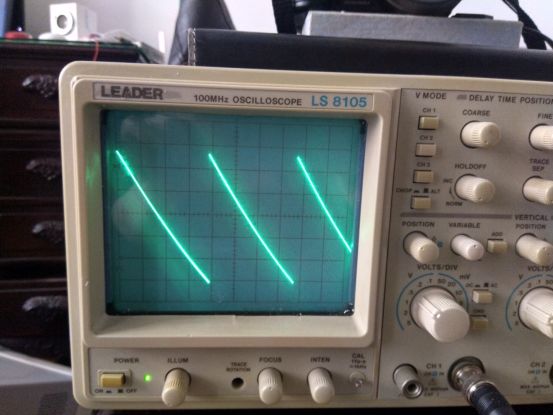 示波器秒变电视机 女工程师逆天DIY