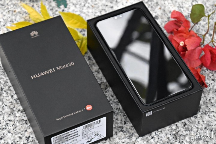 华为 Mate 30 5G 初体验，国产真旗舰果然好用_新浪众测