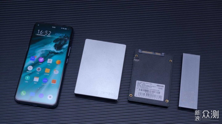 我把性价比的iQOO 3和主打线下的X30 Pro横评_新浪众测