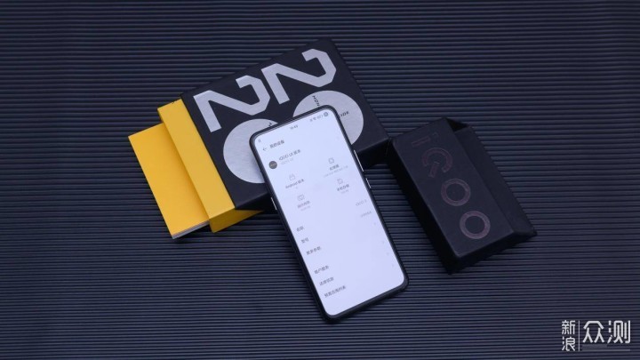 我把性价比的iQOO 3和主打线下的X30 Pro横评_新浪众测