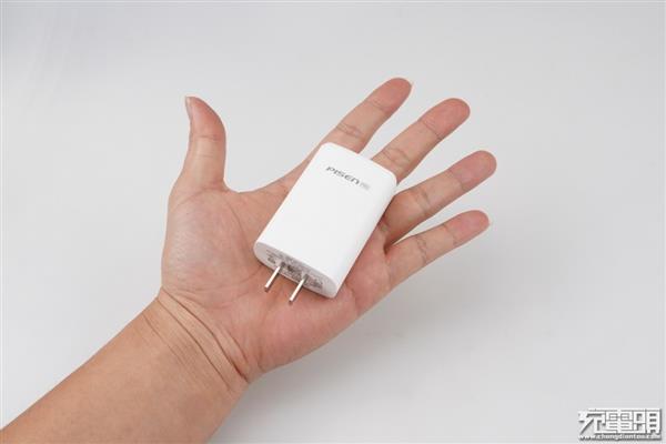 氮化镓新成员：品胜65W PRO充电器体验