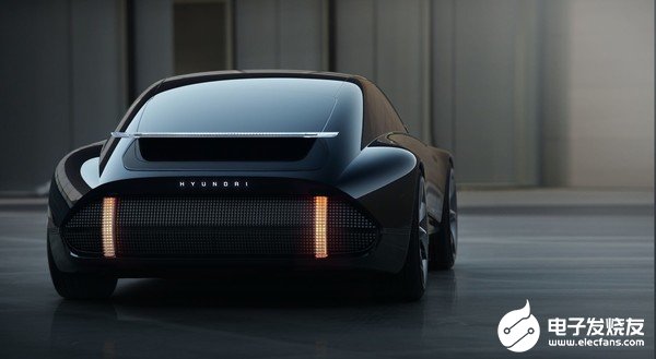 现代推出了一款使用操纵杆来操控汽车的概念电动汽车Prophecy