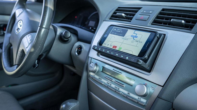 黑科技，前瞻技术，Vehroot,智能手机汽车,手机取代仪表盘