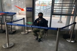 图片包含 地板, 室内, 建筑物, 地面
描述已自动生成