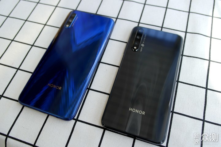 荣耀20S VS 9X ,360°无死角对比谁是最强中端_新浪众测