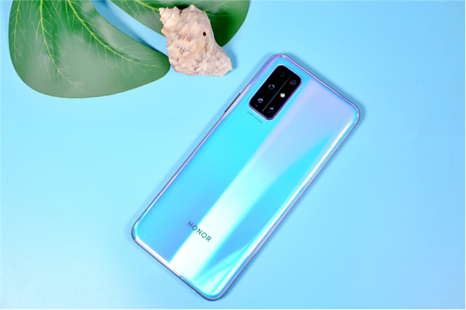 5G手机“核弹”来袭 荣耀30S首发评测:深度解密一代神U麒麟820