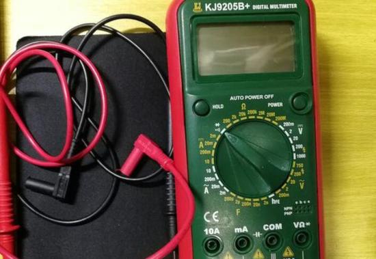 如何用万用表的电阻档来测量电阻值
