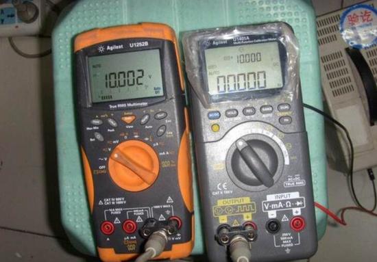 钳形表和万用表哪个好用