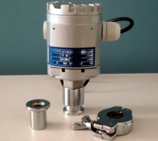 如何用万用表检查真空传感器