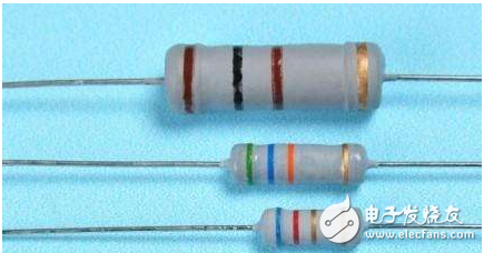 工业里所用的元器件挺多的,每种在使用时会有着异样的使用要求的。作为工业里常用到的万用表,人们在使用时也是有需要去注意的。本文主要讲解的内容就是使用万用表来测量电阻阻值时需要注意哪些问题,一起来看看吧。