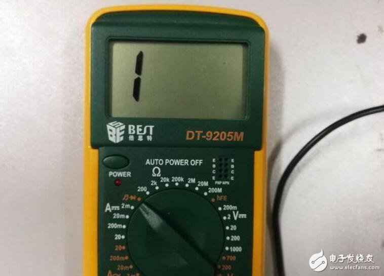 如何用万用表来区分三极管的极性?