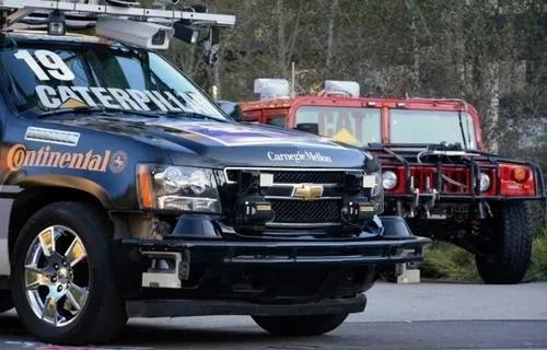 自动驾驶:百度向左,谷歌向右 自动驾驶:百度向左,谷歌向右