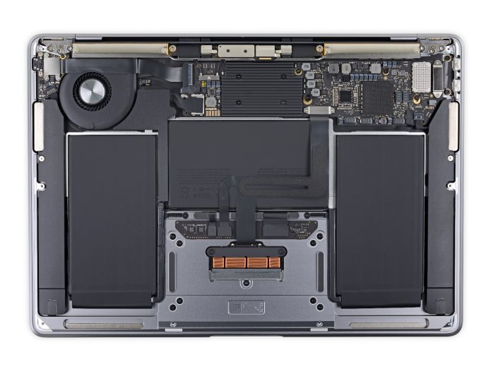 MacBook Air M1本体【作動確認済】 13.3インチMacBook Air [整備済製品] 8コアCPUと8コアGPUを搭載