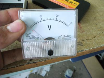 怎样制作带电压表的降压模块