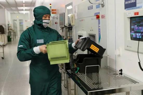 汽车VS消费电子,一场关于芯片的争夺战 汽车VS消费电子,一场关于芯片的争夺战