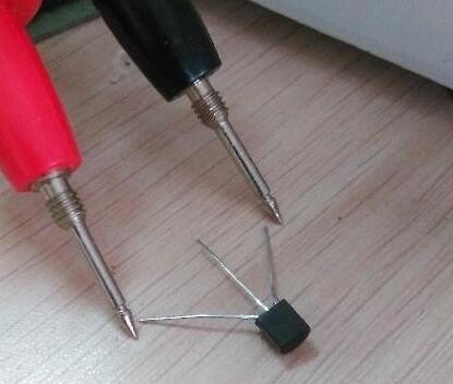 三级管如何测量好坏视频