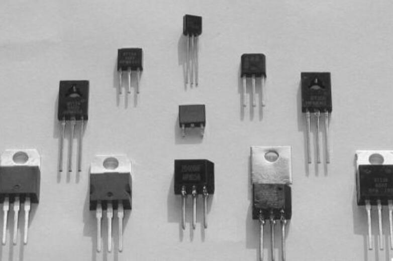 单向晶闸管的正负极判断