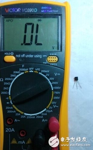 如何用数字万用表判断三极管是NPN还是PNP型