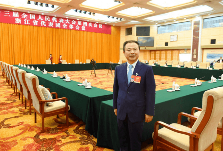 两会闭幕!这里是关于自动驾驶的 15 份提案