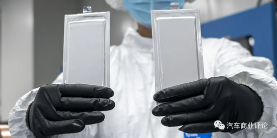 1+1>2,一种新型固态电池惊艳问世 1+1>2,一种新型固态电池惊艳问世