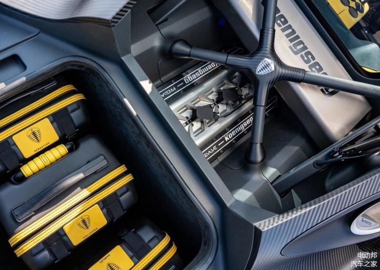 可能是最豪横的三缸发动机