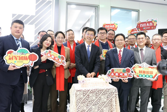 1637035038131760.png?imageView2/2/w/550 图片1.png?imageView2/2/w/550