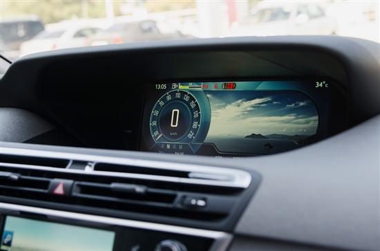 pYYBAGGKYyOAC4RYAAG0qZjxyIc631.jpg?imageView2/2/w/1000