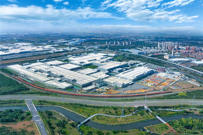 11.第六代动力电池项目已于2024年底在宝马沈阳生产基地顺利启动试生产.jpg?imageView2/2/w/1000